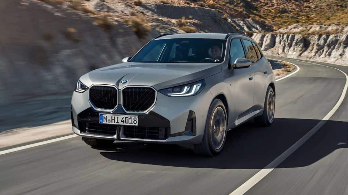 BMW X3 30 xDrive M Sport Pro exterior front three-quarter view in India