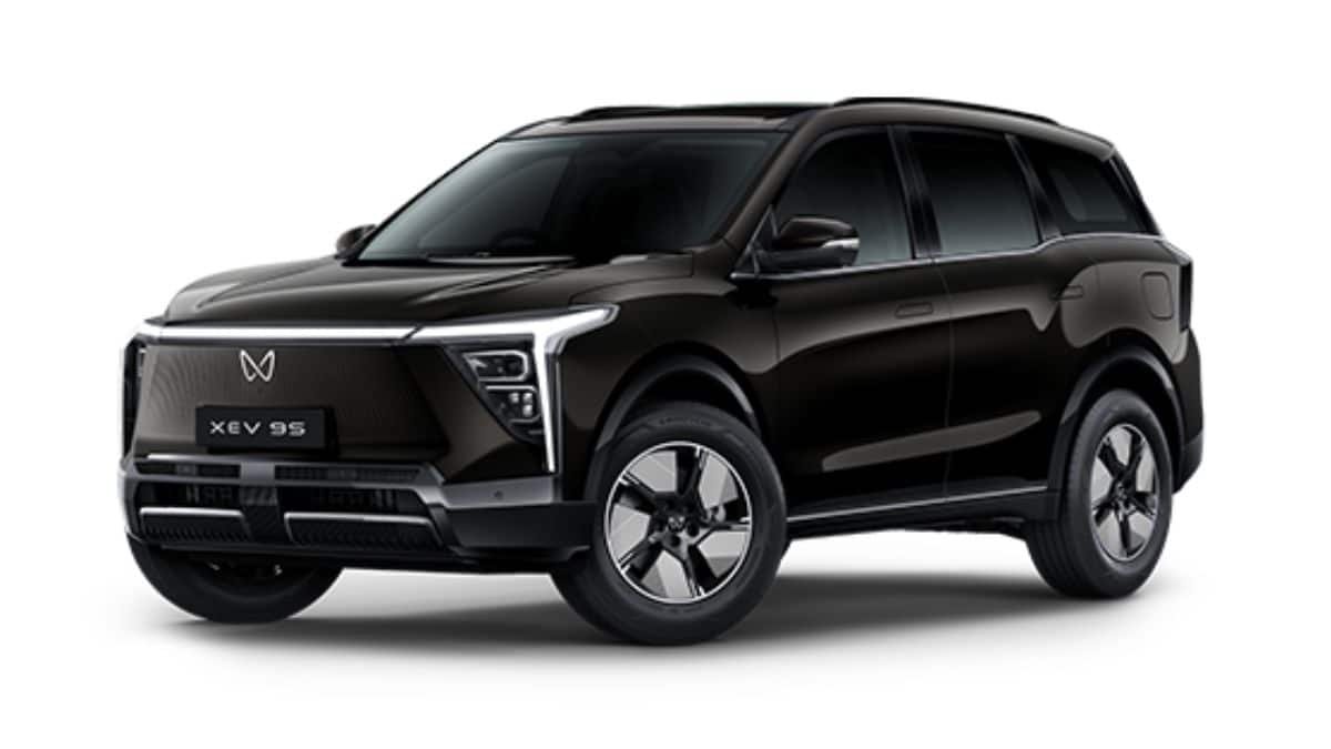 Mahindra XEV 9S electric SUV ready for customer deliveries in India starting January 2026