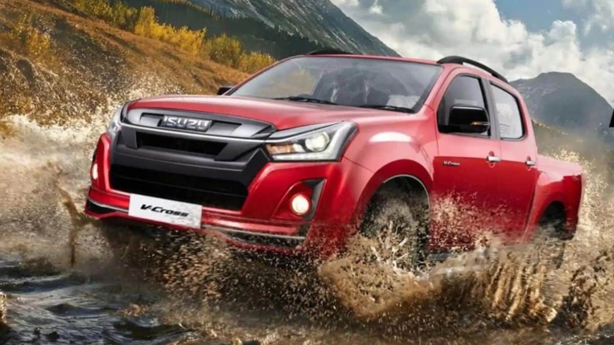 2026 Isuzu V Cross pickup truck front view showcasing updated grille and rugged design in India