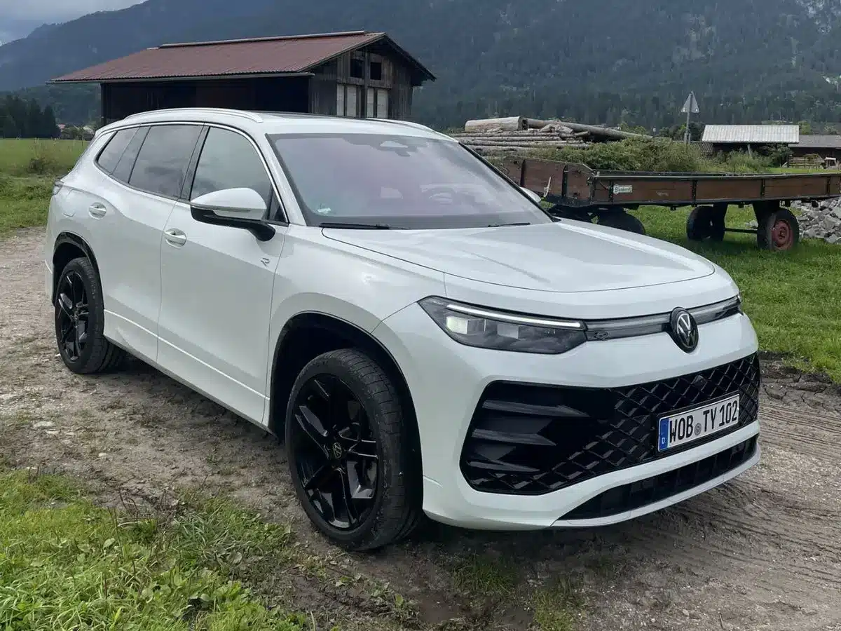 Volkswagen Tayron R-Line three-row SUV launched in India