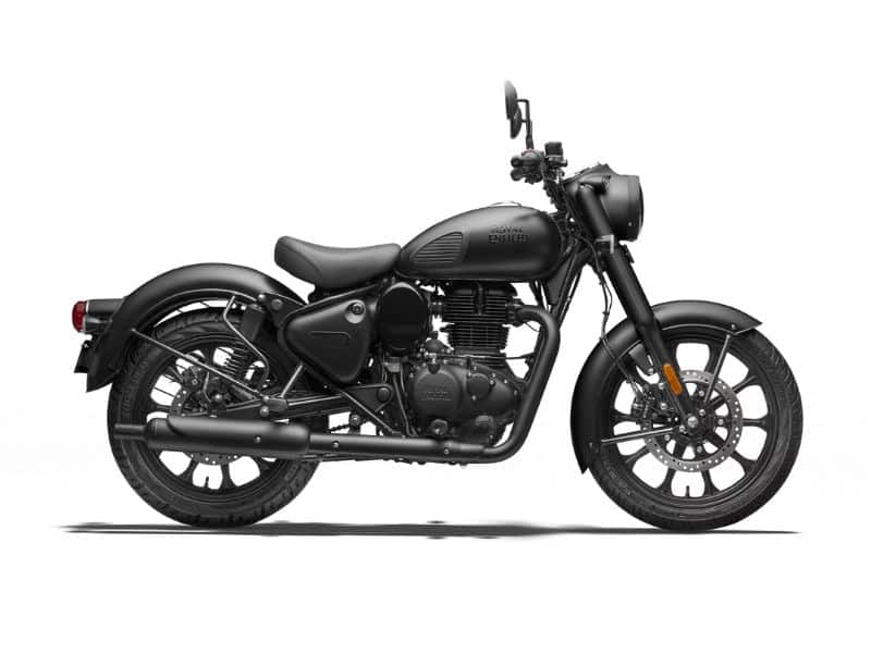 Royal Enfield Classic 350 representing the retro cruiser option in the ₹1.5-2 lakh segment