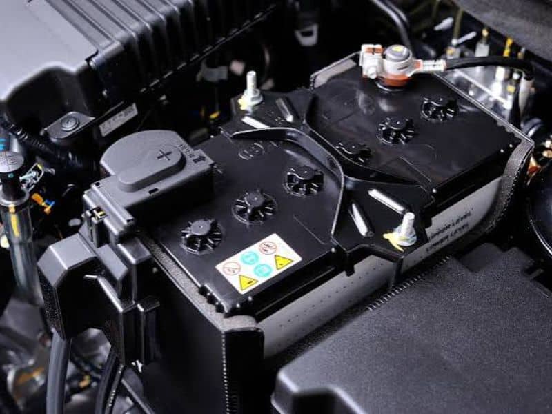 12V auxiliary battery compartment in an electric vehicle used for low-voltage electronics